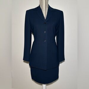 Larry Levine Petite size 6P blue skirt suit
